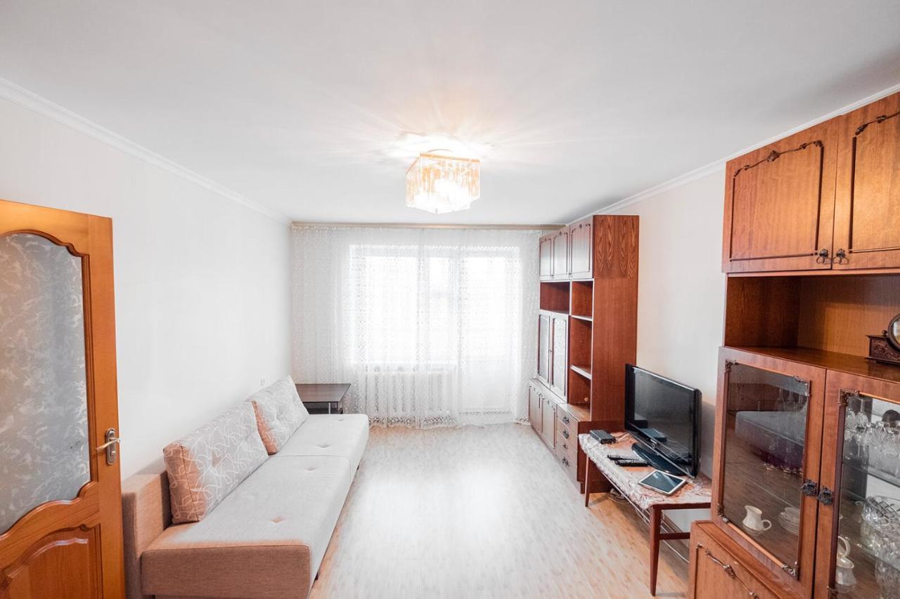 Bohuslav Apartment On Polevaya 44/12 מראה חיצוני תמונה